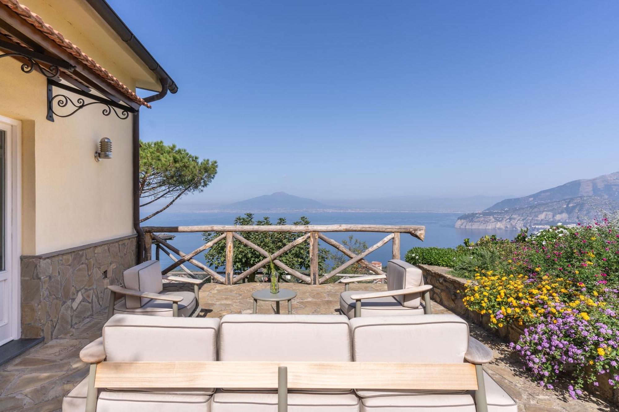 Villa Giulia Boutique Views Pool And Guest Services Sorrento Exterior photo