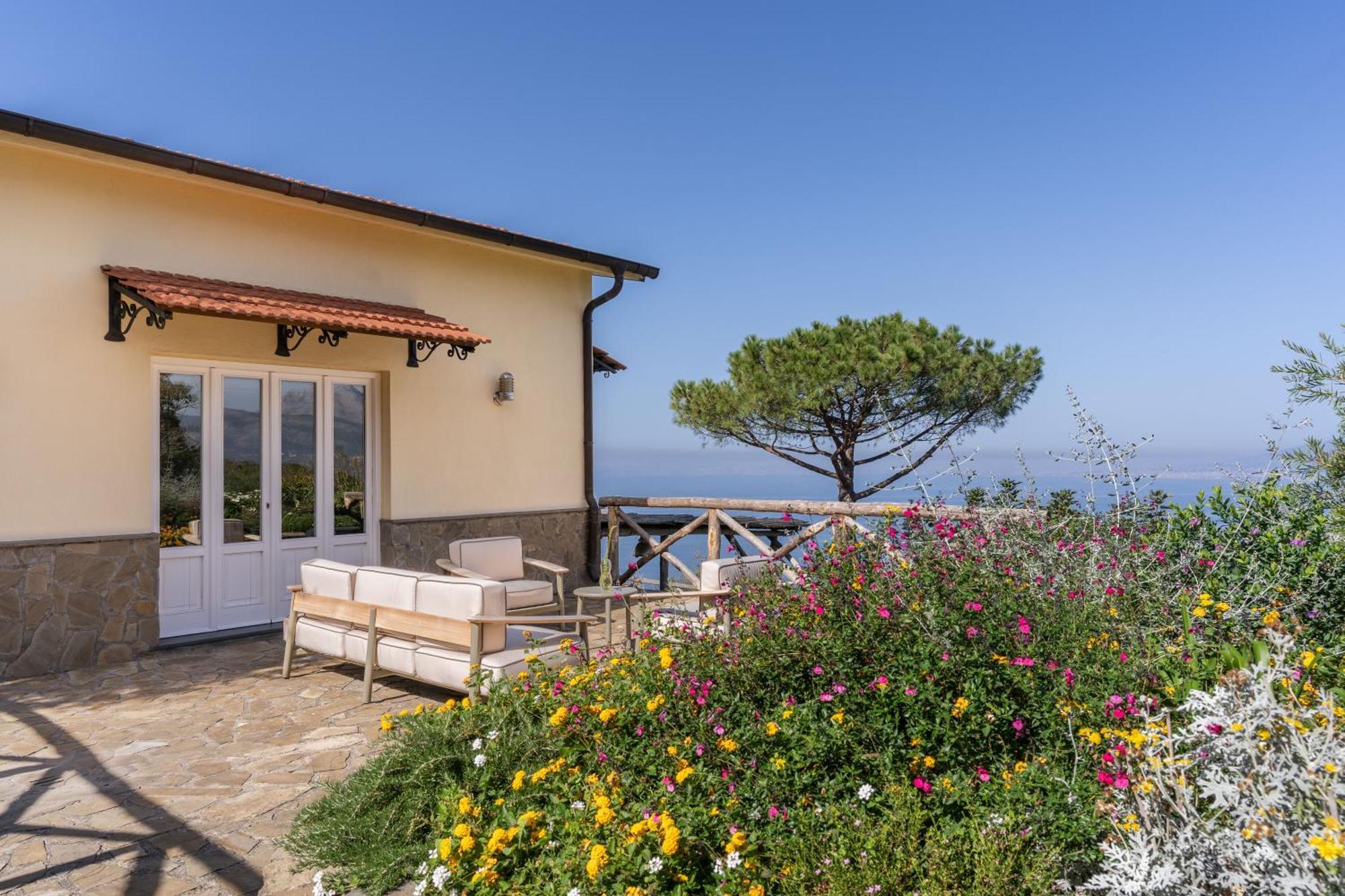 Villa Giulia Boutique Views Pool And Guest Services Sorrento Exterior photo