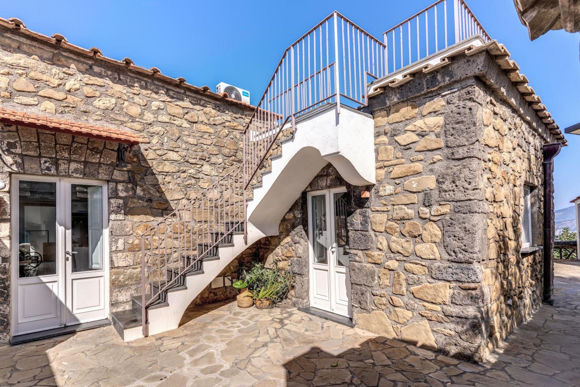 Villa Giulia Boutique Views Pool And Guest Services Sorrento Exterior photo
